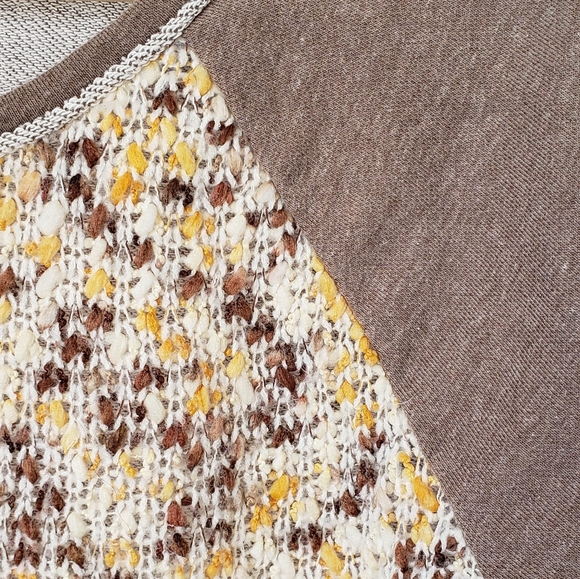 Hem & Thread Knit Sweater - Picture 4 of 6